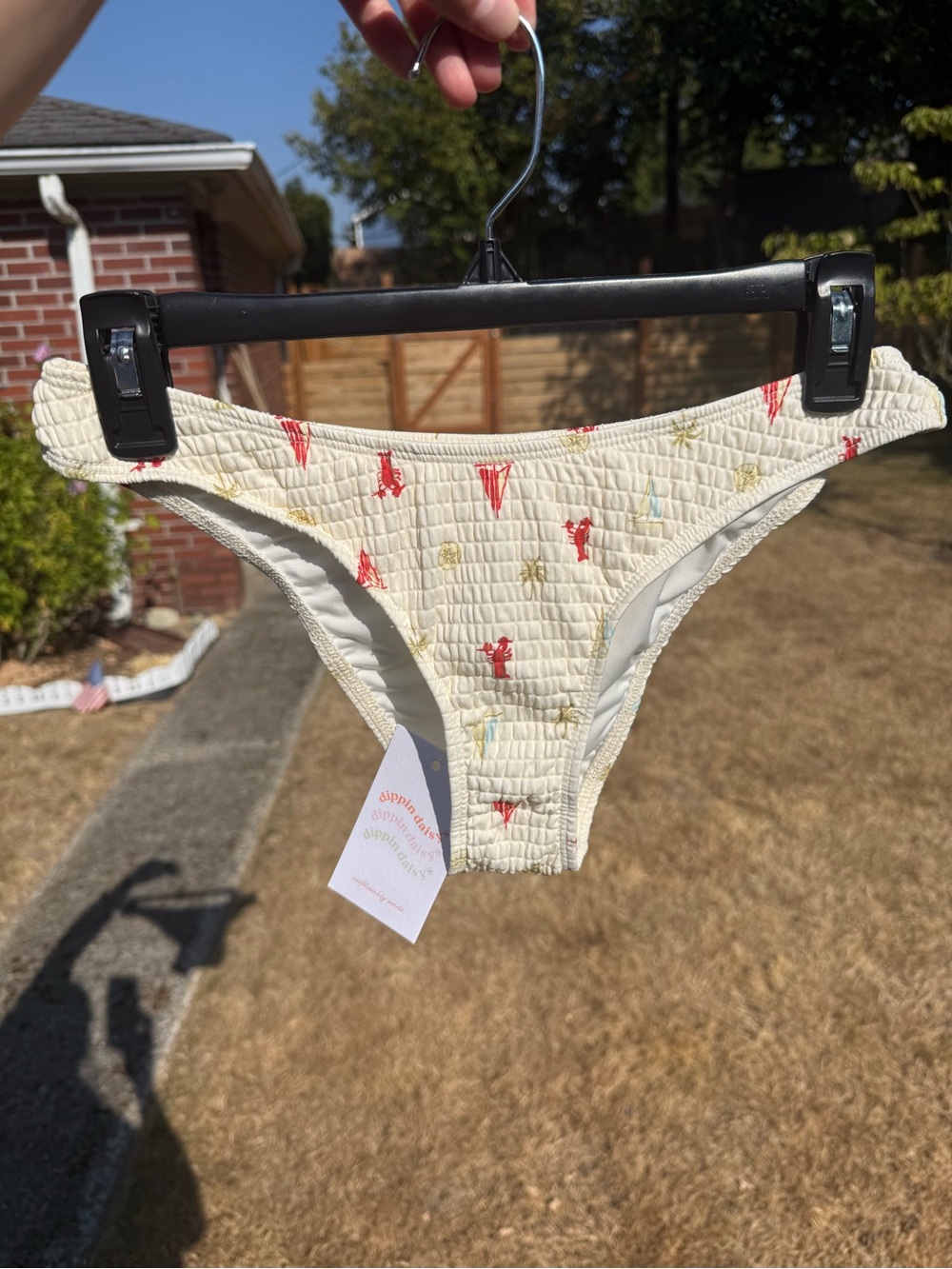 Dippin Daisys “super cheeky” bikini bottom size Medium in print “lobster cove”